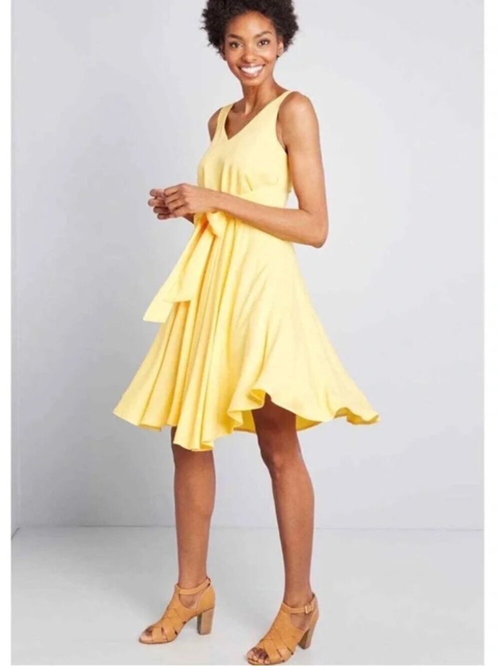 ModCloth V Neck Tie Back Midi Dress Size L